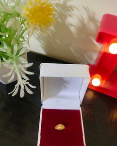 Vintage Gold Ring with Diamond