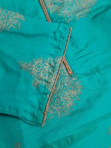 Short Green Kurta With 3/4 Sleeves