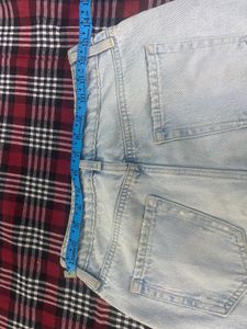 Light Wash Distressed Jeans
