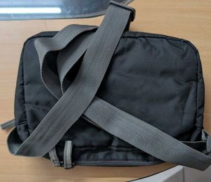 American Tourister Cross Bag