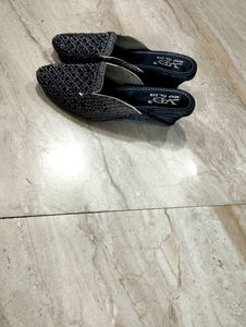Women New Stylish Party Wear Sleeper