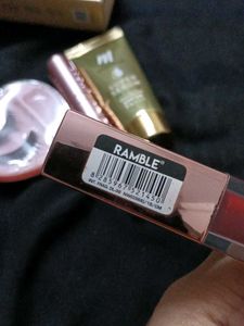 MyGlamm Makeup Kit