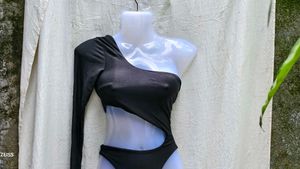 I. SEXIEST BODYSUIT