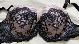 Victoria&#39;s Secret Lace &amp; Mesh Padded Bra