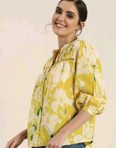 Woman&#39;s Casual Rayon Floral Print Top