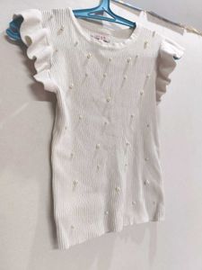 White Ruffle Sleeve Top🤍✨✨