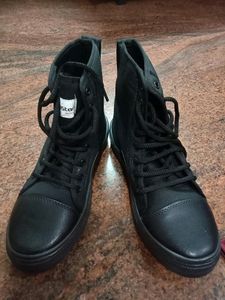 🆕🔥New Trending Boots