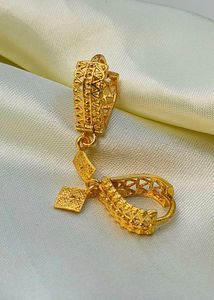 1 Gram Gold Studs Pack Of One