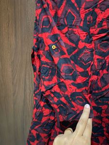 Red &amp; Black Printed Top
