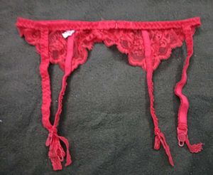 Red Lace 🖤Garter Belt