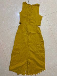 🌻Embroidered Mustard Dress🌻