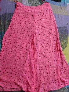 Pink printed plazzos 🩷