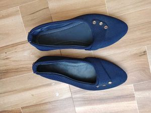 Navy Blue Ballerinas