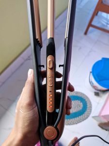 Nova Hair Straightner And Crimper Duo