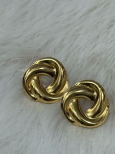 ✨ Golden Twist Luxe Studs