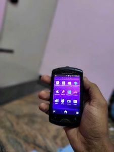 Sony Ericsson WT19i