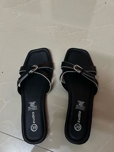 Zudio Flats