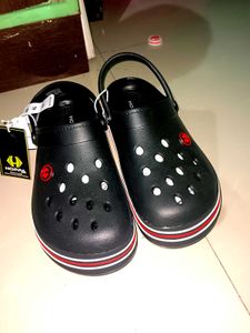 Black Hoppa Flip Flops
