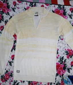 Men Printed Scoop Neck Beig