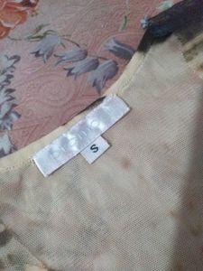 Lace Trim Tie-Dye Top