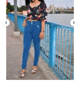 Black Floral Top ✨