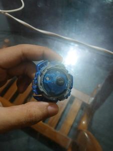 Takaratomy ORIGINAL Victory Valtryek V2 Beyblade