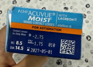 1-day Acuvue Moist contact Lens