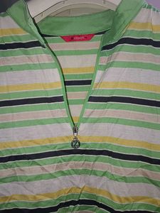 T Shirt With Chain For Girls/ Women