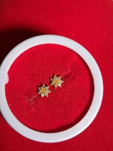Star Stud Earrings Gold