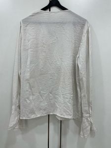 💖 Grab This Victorian-Inspired Ruffle Blouse Now!