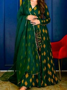 Green Anarkali set🌻
