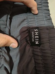 Graphic Print Casual Shorts 🩳