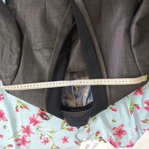 Louise Philippe Suit for Men