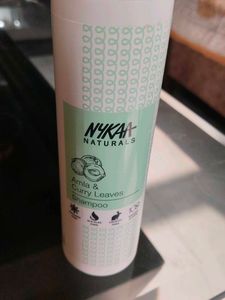 Nykaa Amla & Curry Leaves Shampoo