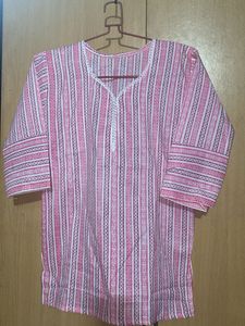 Short Kurti Worn With Jeans