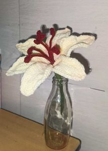 Crochet Lily Flower in Vase