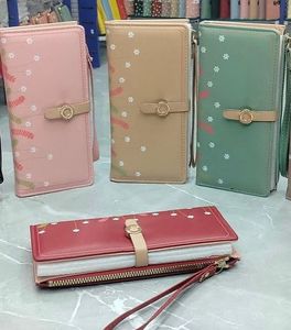 Pretty Wallet