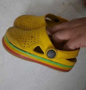 Boys Yellow Clogs Size 9
