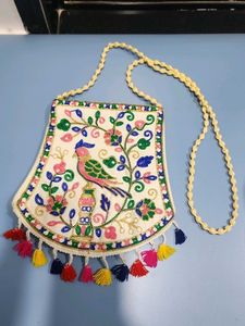 Handmade Embroidered Bird Traditional Purse