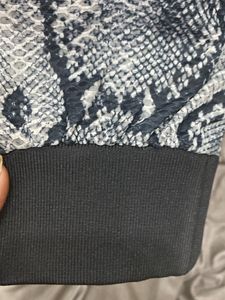 Sweat-Shirt For Men