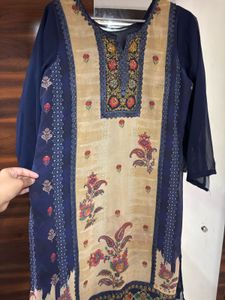 Elegant Floral Print Kurti