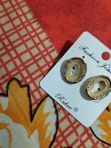 Ruhee Elegant Earrings/Studs