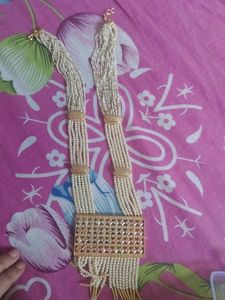 Elegant Pearl &amp; Gold Necklace