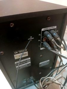 Takai Music System With Set Of 4 Speakers
