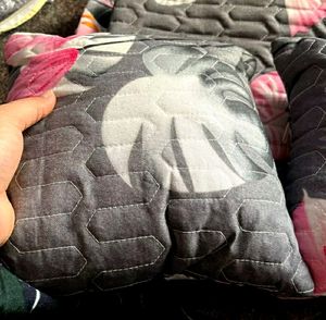 🥰Bedsheets N Pilo Cover🥰 Set Of 5