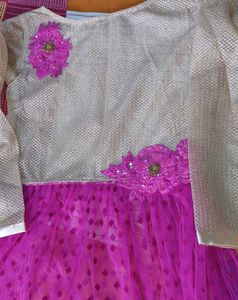 4 Pcs Beautiful Gown