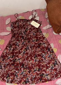 Unused Woman Dress: Floral Print