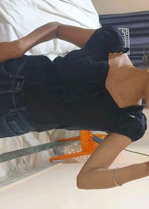 Black Off-Shoulder Crop Top puffy sleeves