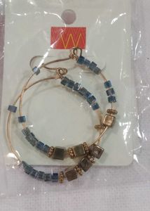 7 Pair Of Earings