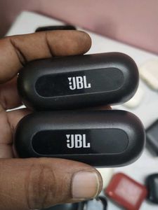 Multiple Buds And Charging Cases
